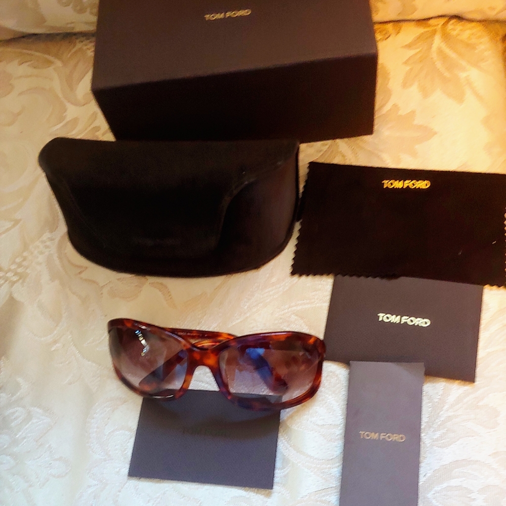 TOM FORD BROWN GRADIENT TORTOISE SUNGLASSES CASE BOX CLOTH & PAPERS - Picture 9 of 10